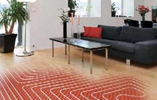 地暖上面鋪什么好？是選擇地板呢？還是瓷磚呢？